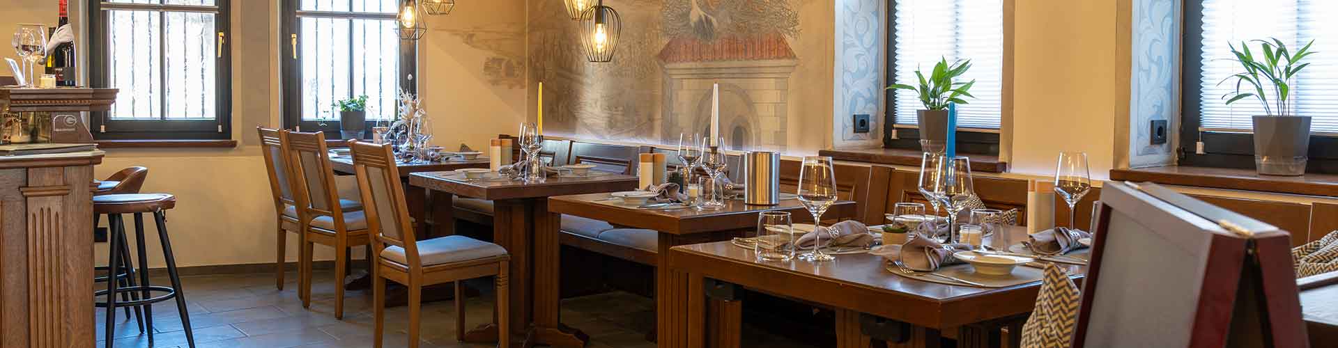 Unterhalb der Burg Trifels